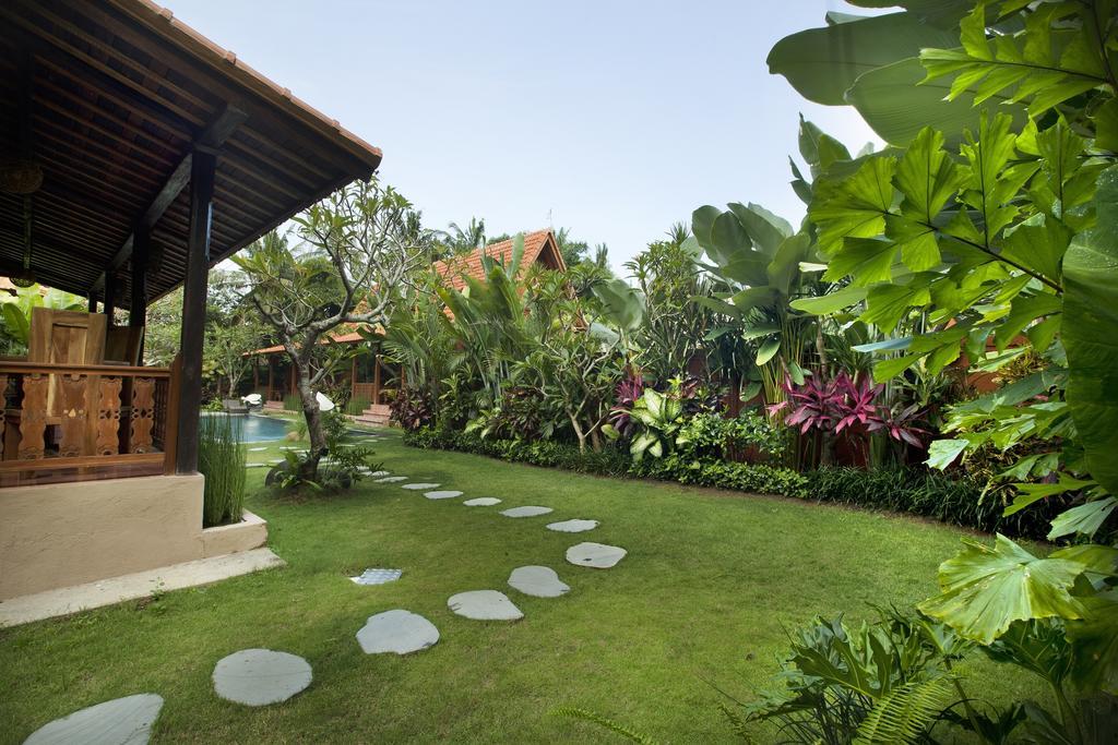 Batu Alam Villa Batubulan  Buitenkant foto