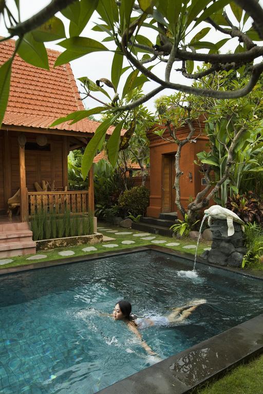 Batu Alam Villa Batubulan  Buitenkant foto